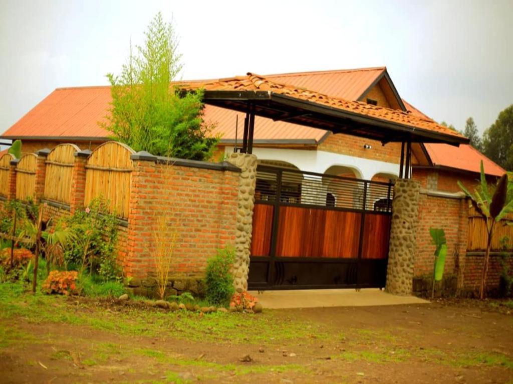 Urugano Virunga Palace Nyarugina 外观 照片